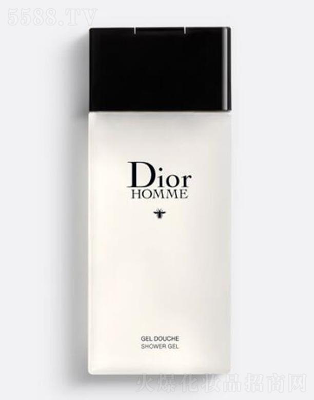 ̄(w)Ϻ޹˾ϊWʿԡ¶ MF(xin)ȫʿԡϵеĘO(jin)L(fng)