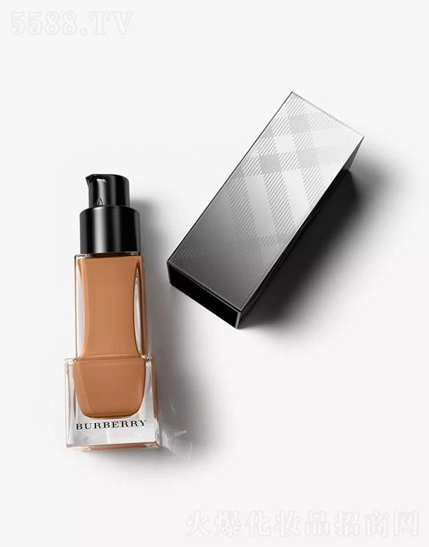 (Ϻ)Q(mo)޹˾zʷ۵Һ SPF 15 PA+++ C ɫ 36 ̖(ho) ṩжwЧ