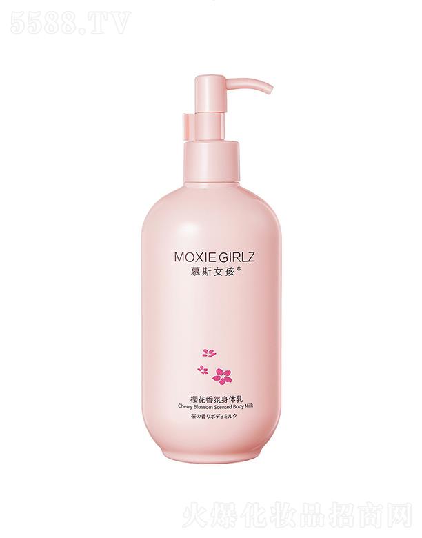 VКW廯yƷ޹˾Ľ˹Ůѻw  ˬw˪̝(rn)w