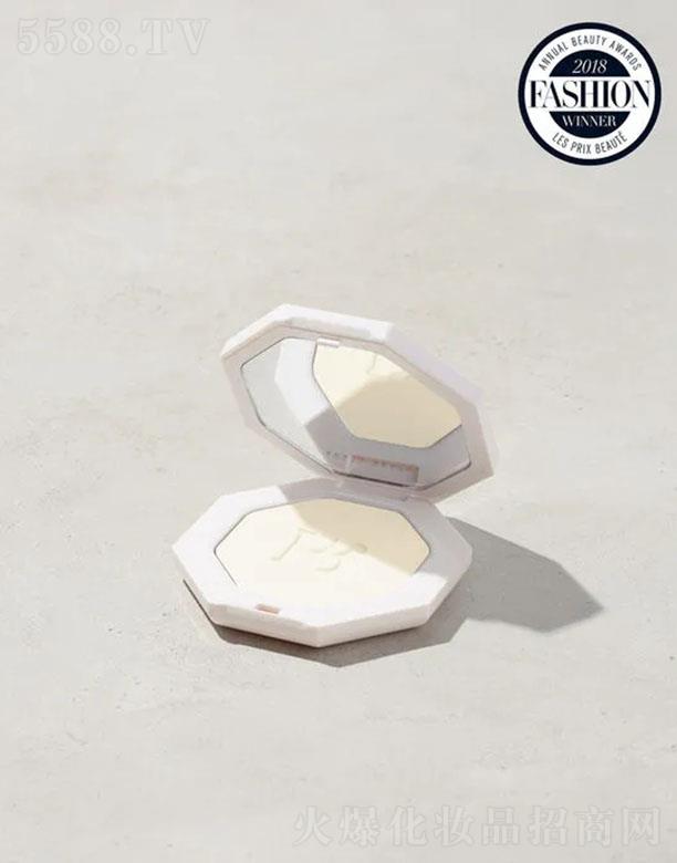 FentyBeauty3D ɫ((x)ā¹)